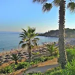 Vila V4, Jardins Branqueira2 Near Beach, *